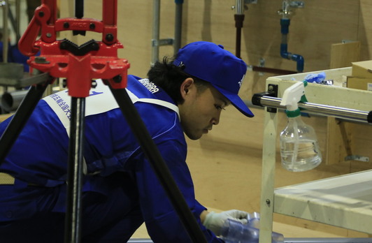 【銀賞】配管 稲垣　真輝人 選手